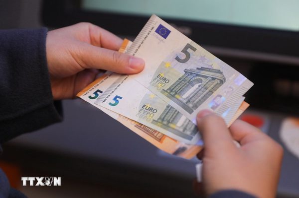 Đồng euro giảm giá so với hầu hết các đồng tiền trong G10
