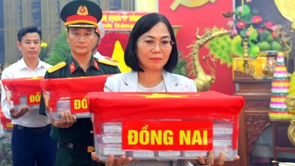 Đồng Nai bàn giao 4.618 mẫu hài cốt liệt sĩ để giám định ADN