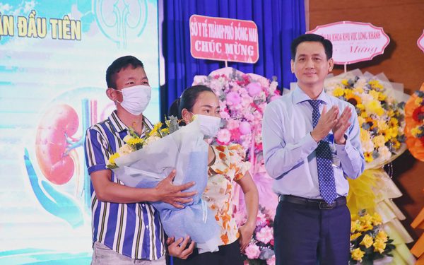 Đồng Nai công bố ca ghép tạng thành công đầu tiên, chồng hiến thận cho vợ