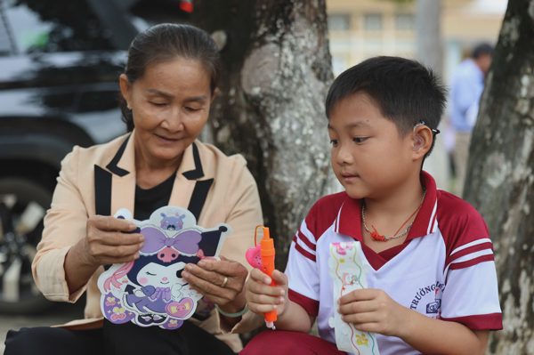 Đồng Nai trao 10.000 phần quà Trung thu cho trẻ em vùng khó khăn