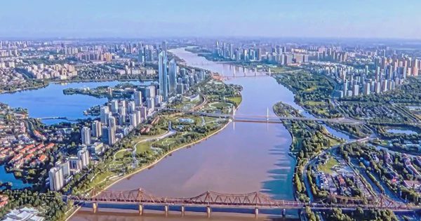 Dòng sông đặc biệt mang tên một màu sắc, chảy qua thành phố giàu nhất miền Bắc: Chuyên gia nói gì về quy hoạch tương lai hai bên bờ?