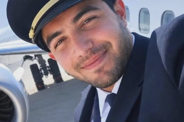 Động thái bất thường của cơ phó trước âm mưu cướp máy bay Flydubai