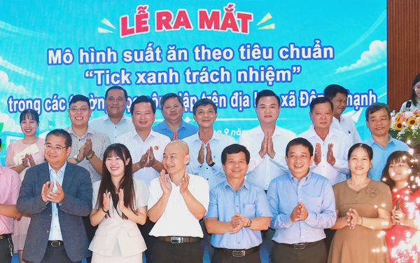 Đông Thạnh đưa suất ăn ‘Tick xanh trách nhiệm’ vào 12 trường công lập