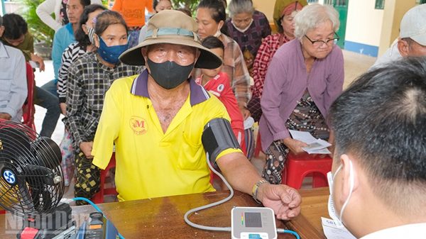 Đồng Tháp: Hơn 670 người dân biên giới được hỗ trợ sức khỏe cộng đồng