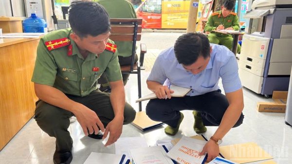 Đồng Tháp phát hiện cơ sở photocopy sao chép sách giáo khoa, giáo trình trái phép