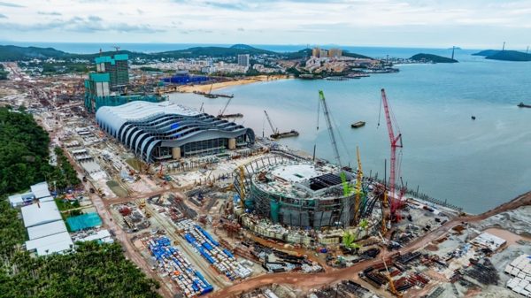 Dòng vốn nghìn tỷ chạy đua cùng tiến độ APEC 2027