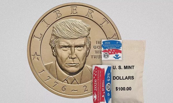 Đồng xu in hình ông Trump cháy hàng