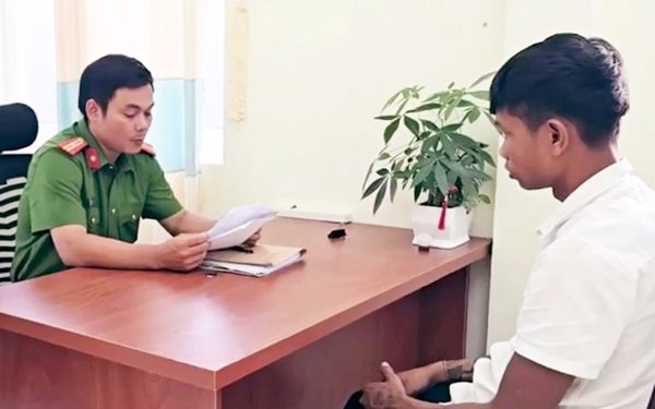 Đốt nhà vì tức vợ uống bia và nhảy với bạn: Giới hạn nào cho người chồng?