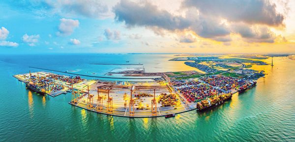 Đột phá từ thể chế và môi trường kinh doanh