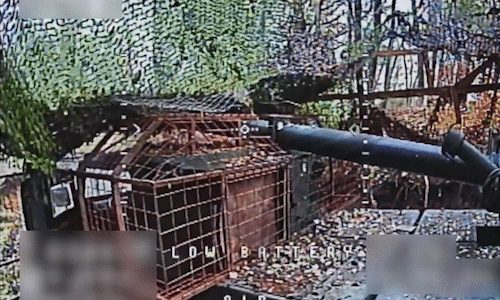 Drone Nga luồn lưới, tập kích pháo 6 triệu USD của Ukraine