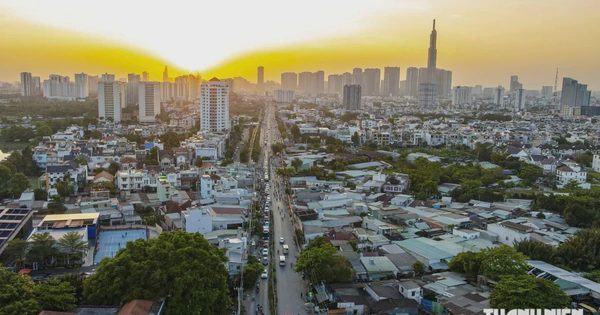 Dự án mở rộng đường ở TP.HCM lên 30 m: Lãnh đạo phường trao thưởng cho dân