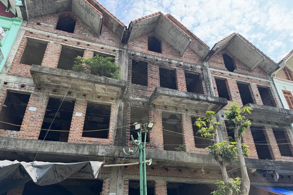 Dự án nhà ở 18 năm tuổi ở Hà Nội: 50 căn xây xong, chỉ 19 hộ về ở