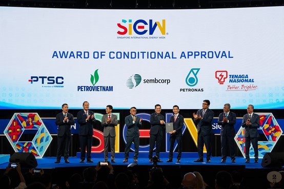 Dự án xuất khẩu điện Việt Nam-Malaysia-Singapore đạt dấu mốc quan trọng tại SIEW 2026