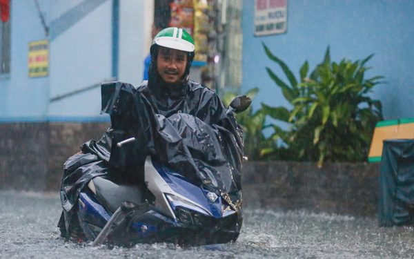 Dự báo chi tiết lượng mưa TP.HCM và Nam Bộ trong đợt mưa lớn sắp tới