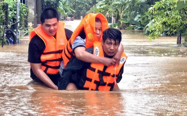 Dự báo mưa lớn từ Hà Tĩnh đến Quảng Ngãi, có nơi trên 600mm
