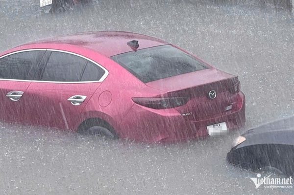 Dự báo thời tiết 20/9: Miền Bắc nắng 34 độ, Trung và Nam Bộ nhiều nơi mưa lớn