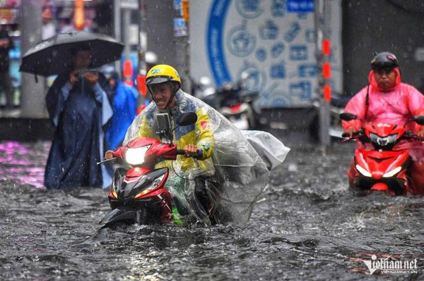 Dự báo thời tiết 22/9: Miền Bắc xuất hiện nắng nóng, từ Huế trở vào mưa rất to