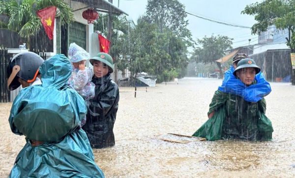 Dự báo thời tiết 27/10: Hà Tĩnh đến TP Đà Nẵng hứng mưa lớn kéo dài nhiều ngày