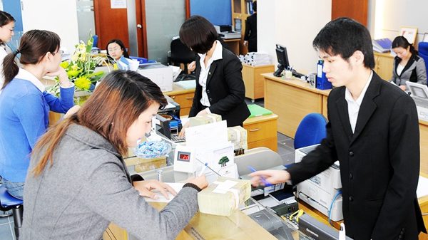 Dư địa giảm lãi suất cuối năm