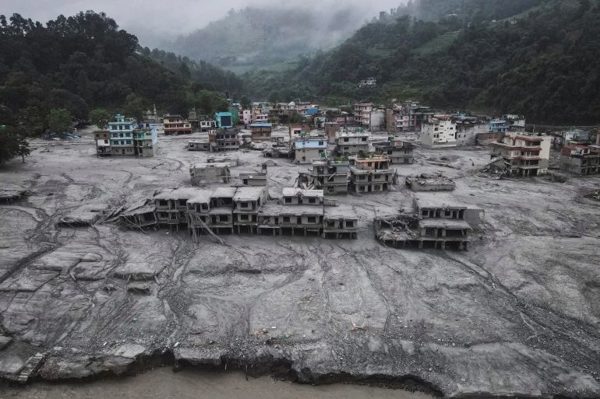 Du lịch Nepal lao đao sau thảm họa lũ quét ngay đầu mùa cao điểm
