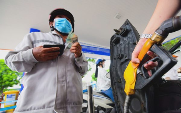 Dự thảo mới có đang làm khó các thương nhân đầu mối xăng dầu?