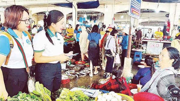 Đưa công nghệ đến gần với đời sống