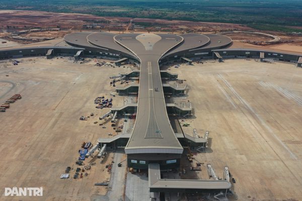 Đưa dự án sân bay Long Thành vận hành khai thác trong năm 2026