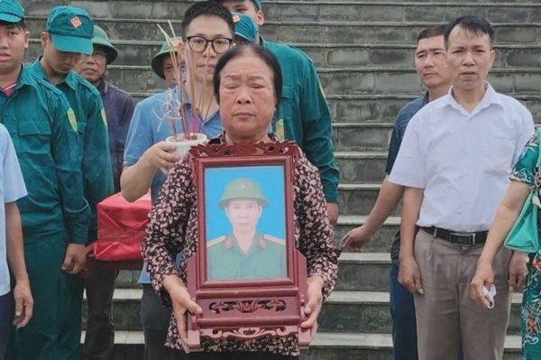 Đưa hài cốt liệt sĩ trở về nhà sau hơn 50 năm hy sinh