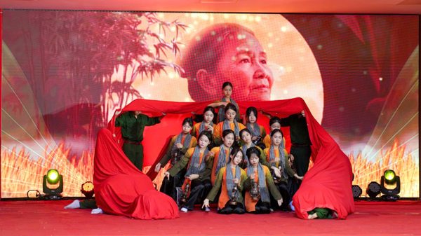 Đưa lịch sử đến gần hơn với học sinh