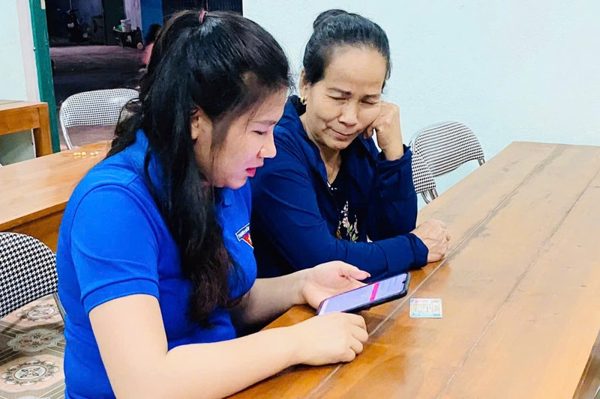 Đưa tri thức số đến bản làng