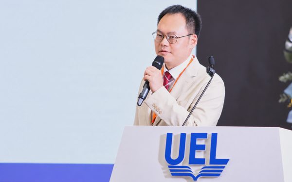 Dùng AI làm nghiên cứu, ai chịu trách nhiệm khi kết quả sai?