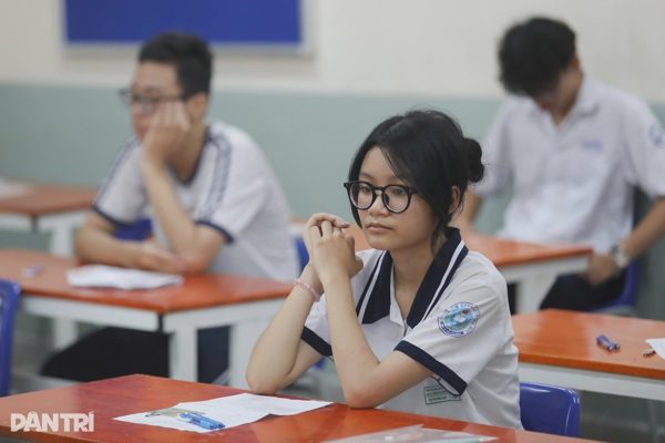 Đừng để cải cách tuyển sinh đại học trở thành cuộc "chạy đua" thích ứng