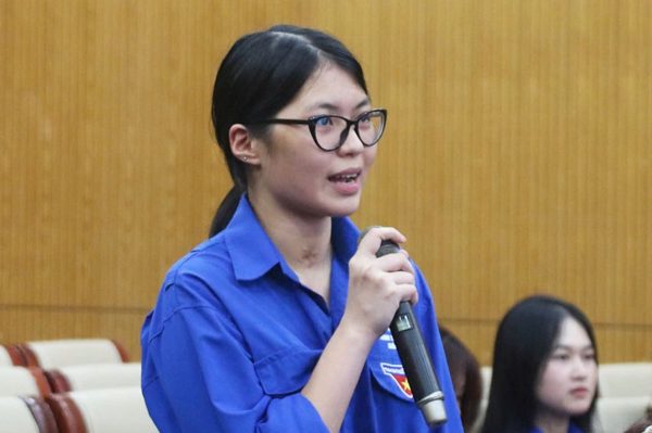 Đừng để khát vọng cống hiến chỉ dừng ở khẩu hiệu