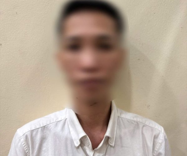 Dùng giao dịch ngân hàng giả, lừa hơn 2 tỷ đồng của người nước ngoài
