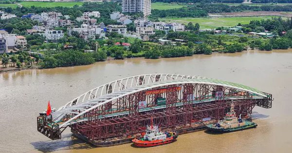 Đúng hôm nay 21/10, chính thức hợp long cây cầu nghìn tỷ “khó làm và chưa từng có trên thế giới” của Việt Nam