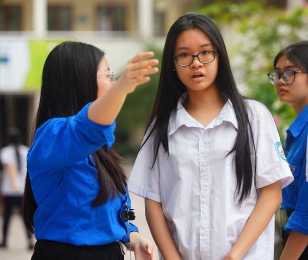 Dừng liên kết ngoại ngữ 2: Học sinh ‘mắc kẹt’ trước ngưỡng cửa lớp 10