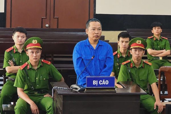 Dùng súng giết người bất thành, kẻ côn đồ lĩnh án 15 năm tù
