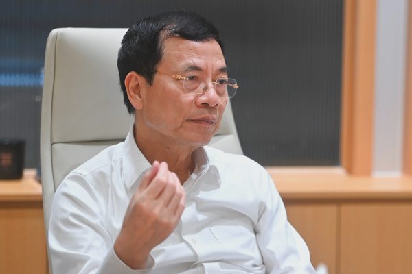 Đừng tuyển thêm người khi có thêm việc cần làm, lời khuyên từ cựu Bộ trưởng