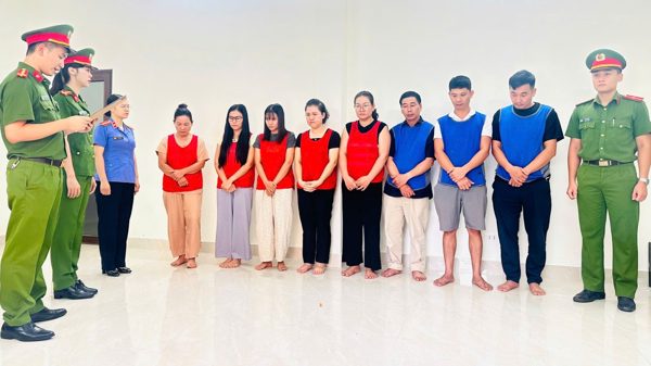 Đường dây sản xuất viên An Cung giả: Chi phí 105 nghìn, bán gần 3 triệu đồng/hộp