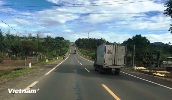 Đường Hồ Chí Minh thông tuyến: Đòn bẩy phát triển vùng miền núi phía Tây