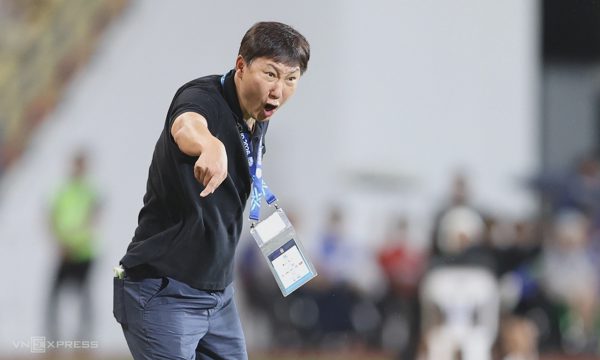 ESPN: 'Việt Nam thắng Thái Lan nhờ tài điều binh của HLV Kim'