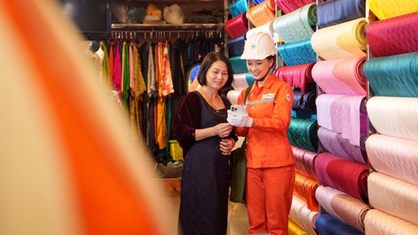 EVNHANOI đẩy mạnh chuyển đổi số trong sản xuất, kinh doanh và cung cấp dịch vụ tại Thủ đô