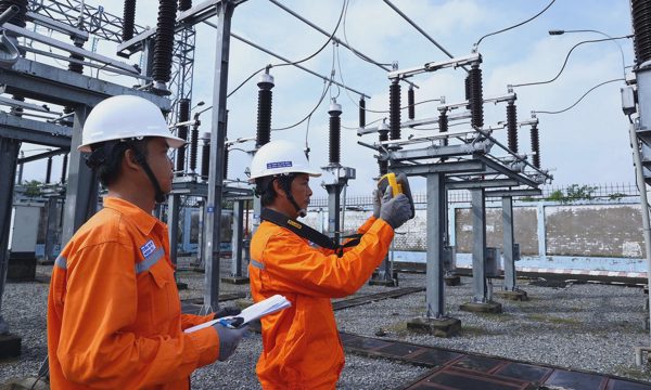 EVNSPC chủ động hạ tầng điện thu hút đầu tư khu công nghiệp