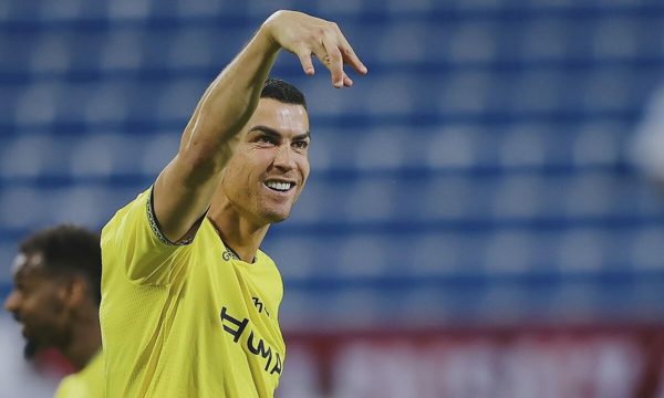 FIFA không công nhận bàn thắng 982 của Ronaldo