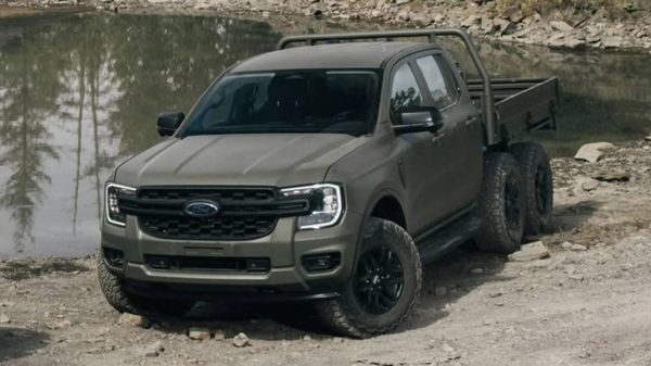 Ford Ranger phiên bản 6 bánh phục vụ quân đội