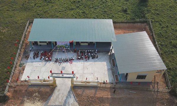 FPT chung tay xây điểm trường mới cho học sinh vùng biên Aky