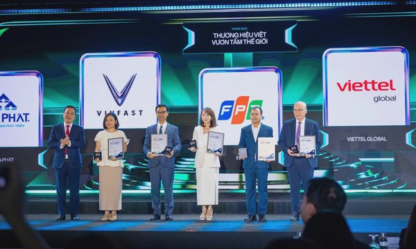 FPT được vinh danh 'Thương hiệu Việt vươn tầm thế giới'