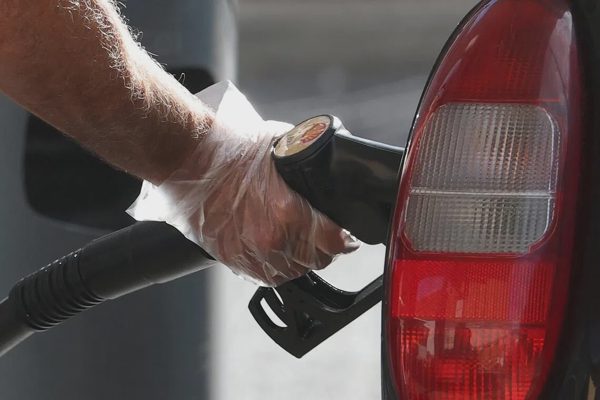 G7 đồng ý xả kho 100 triệu thùng dầu, Mỹ sẽ không cấm xuất khẩu diesel