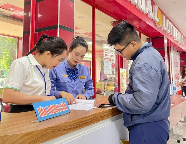 Ga Sài Gòn mở hệ thống bán vé tàu Tết Đinh Mùi 2027