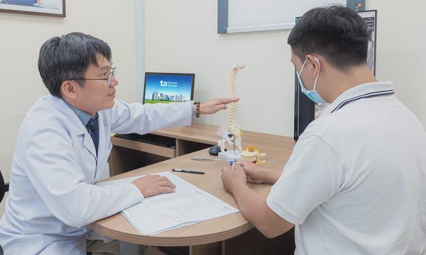 Gai cột sống không triệu chứng có cần điều trị?